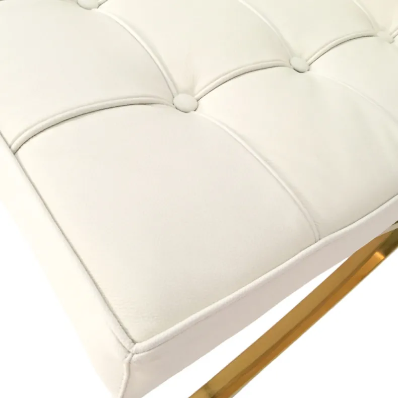 BA-BA Lounge Chair | Stock