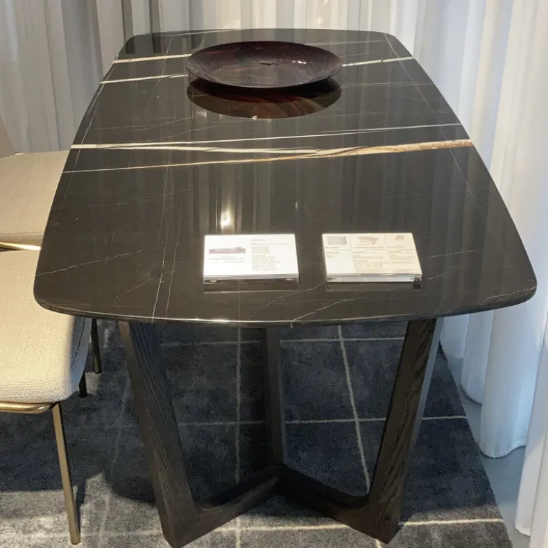 CHOI-CHOI Dining Table | 1.6M