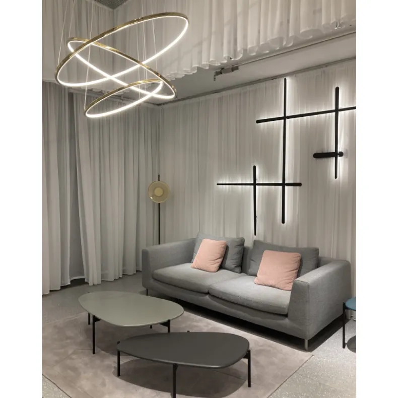 COM-COM Three Seater Sofa | Warehouse