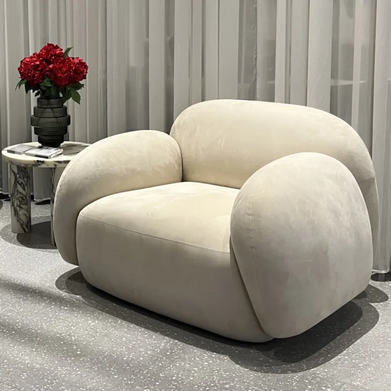 JEN-JEN Lounge Chair | Showroom Display
