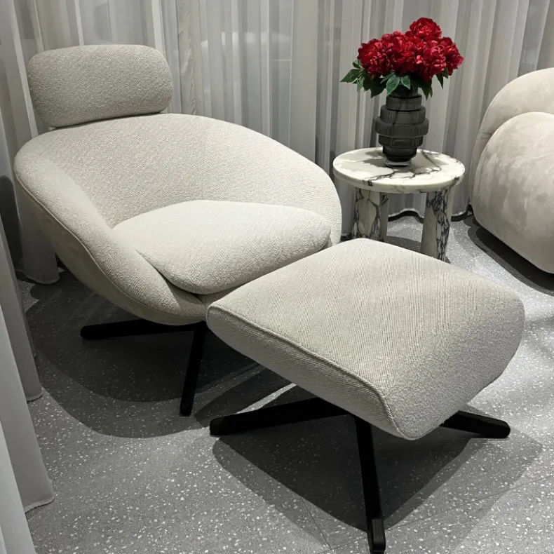 JOE-JOE Swivel Lounge Chair w/ Ottoman
