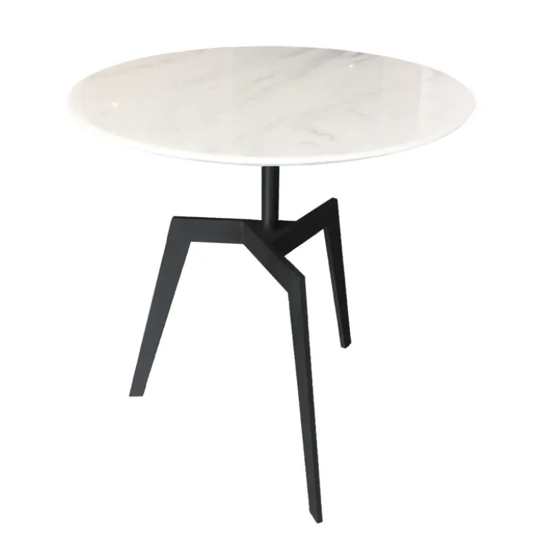 KWAN-KWAN Side Table