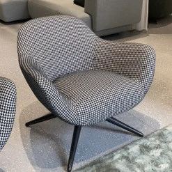 LIU-LIU Swivel Lounge Chair