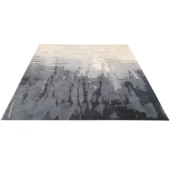 Reflection Rug (2.4 x 2.4 M)