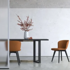 SIU-SIU Chair